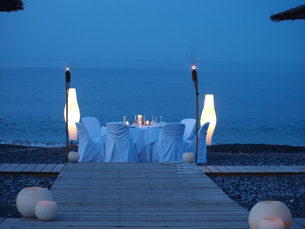 Thalatta Seaside Hotel Ajia Anna Zewnętrze zdjęcie